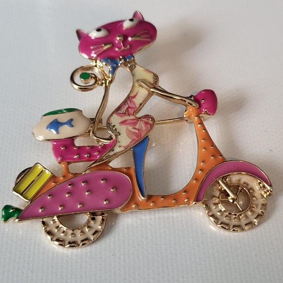 Fashion Jewelry Accessories - Fashion Jewelry Pink and Orange Enamel Cat Scooter Brooch
